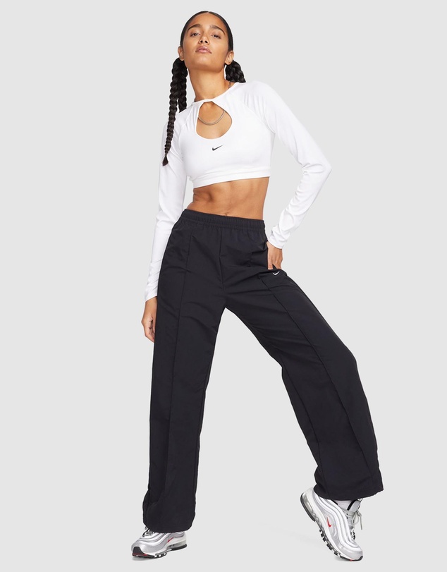 Nike - Sportswear Trend Woven Mid-Rise Pants