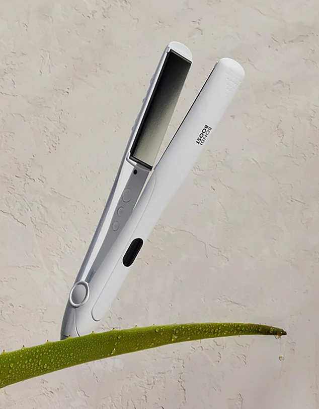 Bondi Boost - Aloe Plated Flat Iron 1