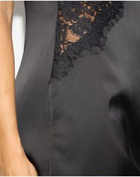 Dazie - Rhode Asymmetric Lace Dress