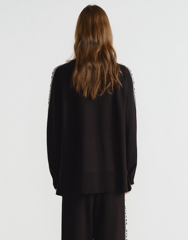 Decjuba - D-Luxe Logo Panel Knit Top