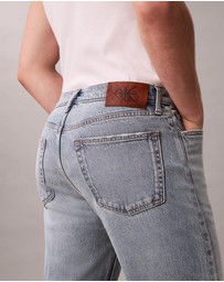 Calvin Klein Jeans - Standard Straight Fit Jeans