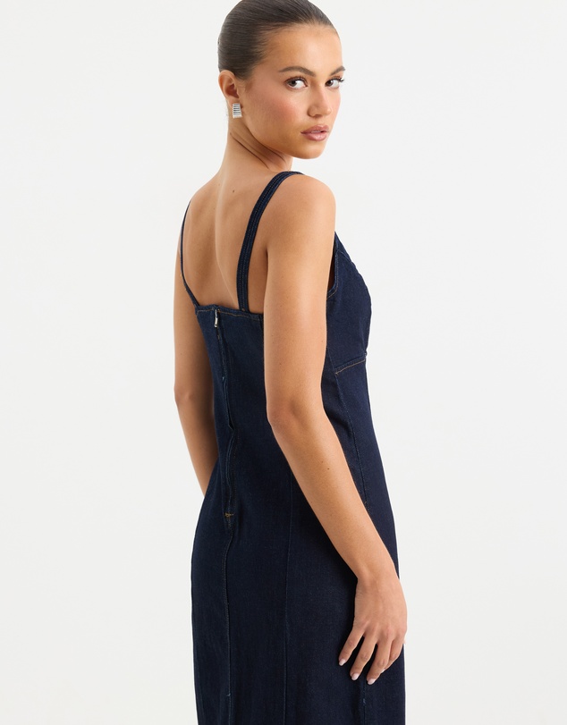 Calli - Emira Denim Midi Dress