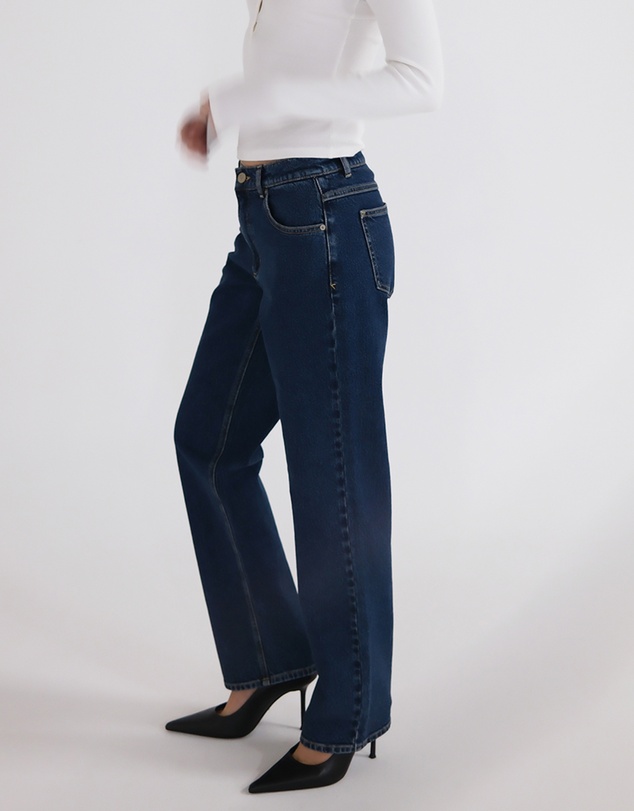 Abrand - 95 Straight Jeans - ICONIC EXCLUSIVE