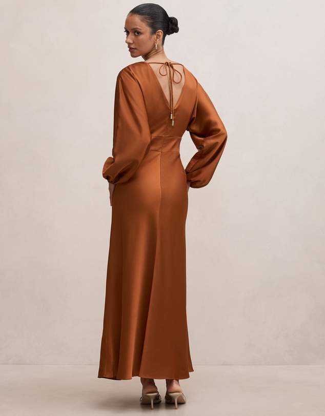 Forever New Petite - Vera Petite Draped Batwing Maxi Dress