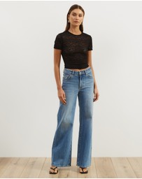 Atmos&Here - Tia Short Sleeve Lace Top