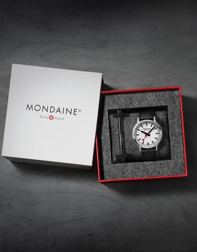 Mondaine - Mondaine Official Swiss Railways Stop2Go Automatic BackLight 41mm Watch