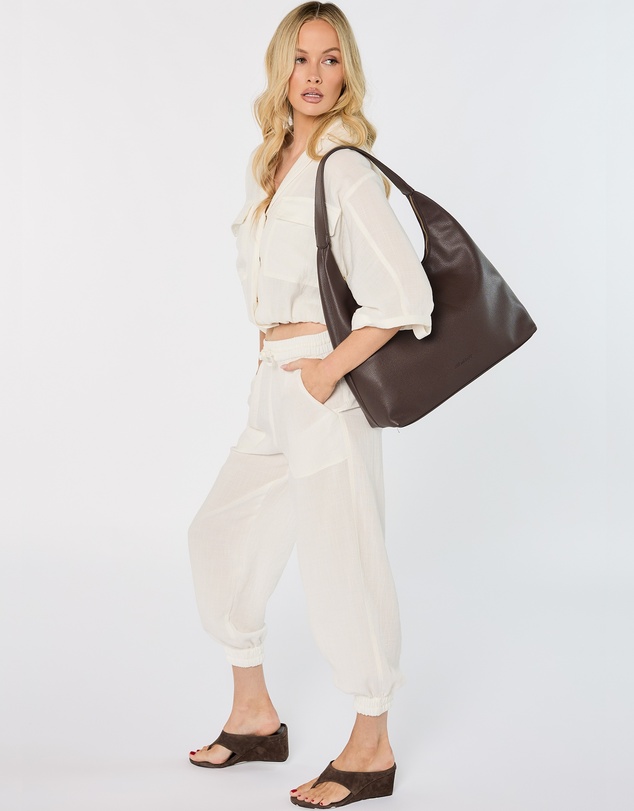 AMP AND SAND - Fugitive Zip Slouch Bag
