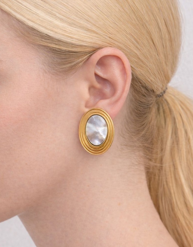 Izoa - Adeline Stud Earrings