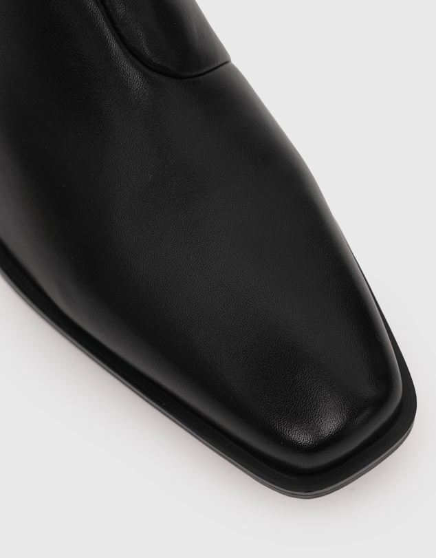 Betts - Dusty Square Toe Chelsea Boots