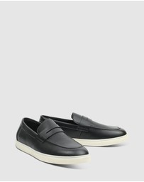 yd. - Ryder Slip On Shoe