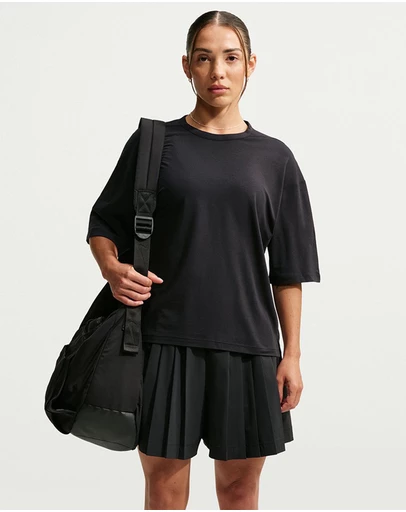 Nike - 24.7 ImpossiblySoft Light Dri-FIT SS T-Shirt