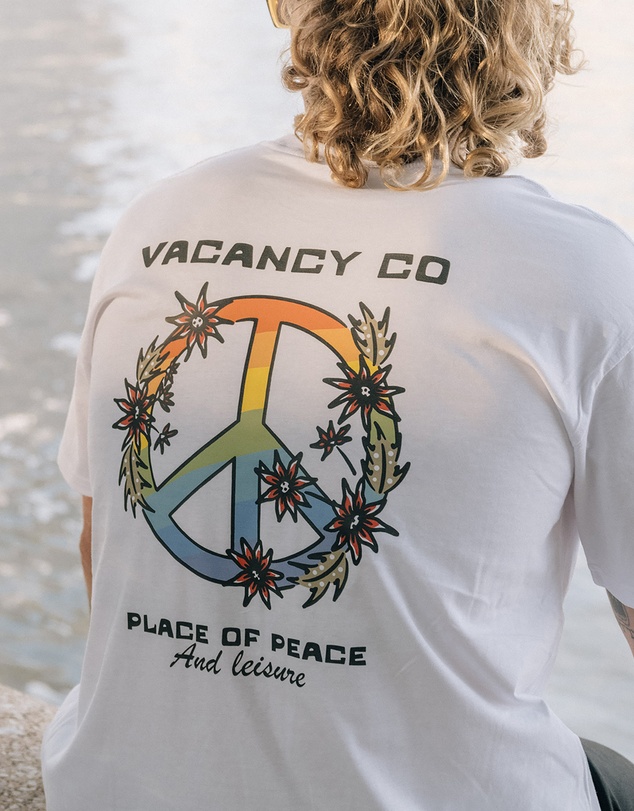 Vacancy Co - Peace & Leisure Tee