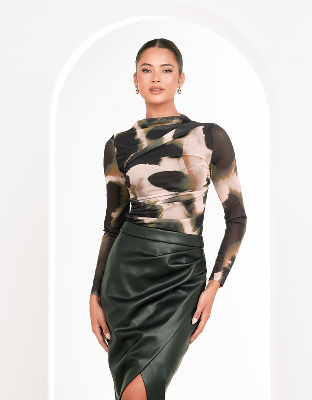 Pilgrim - Hunter Gathered Mesh Top