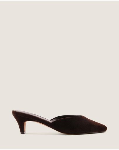 BROWN SUEDE