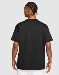 Nike - Sportswear Premium Essentials T-Shirt