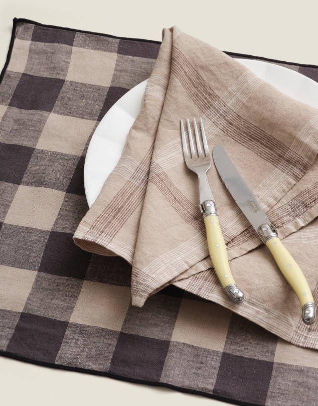 Carlotta + Gee - 100% Linen Placemat Set