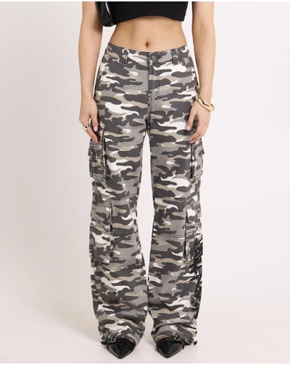 Neon Hart - Camo Cargo Pants