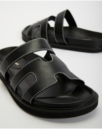 SPURR - Jezza Slides - ONLINE EXCLUSIVE