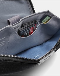Bellroy - Tech Kit