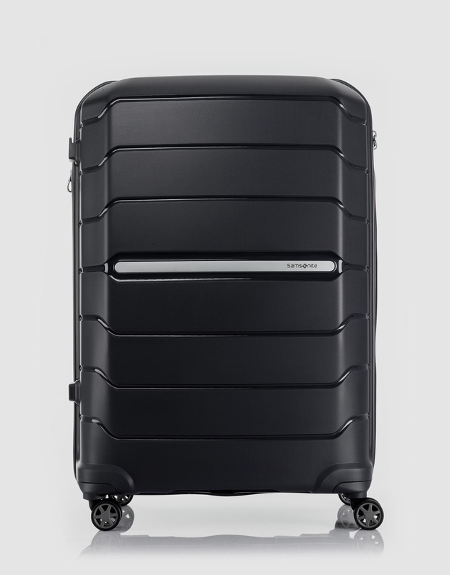 Samsonite - Oc2Lite 75cm Spinner Suitcase