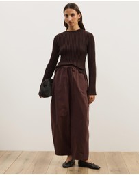 Atmos&Here - Frankie Pleat Knit Top