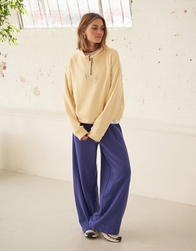 Ceres Life - Eva Sporty Half Zip