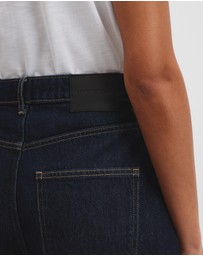Country Road - Curved Wide Leg Jean
