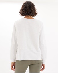 Amelius - Elaine Raw Hem Sweater