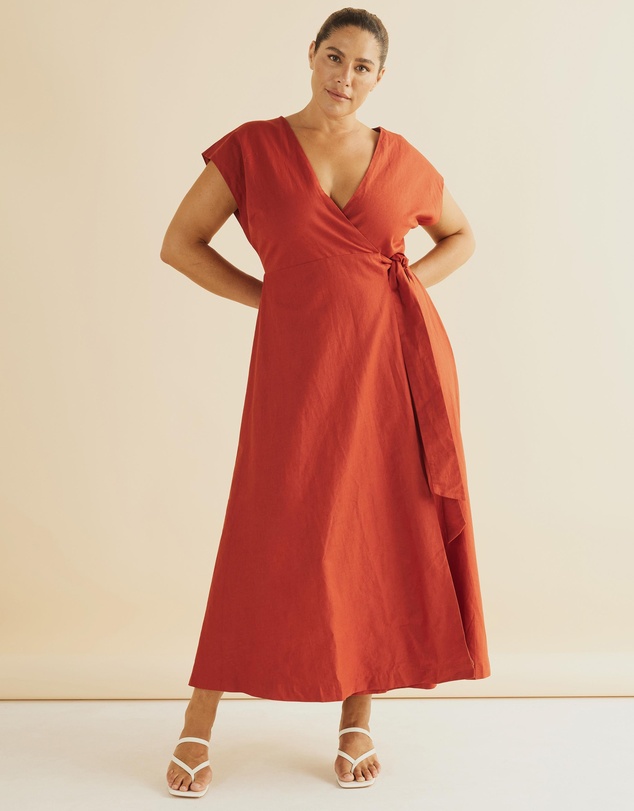 Atmos&Here Curvy - Lou Linen Blend Wrap Maxi Dress