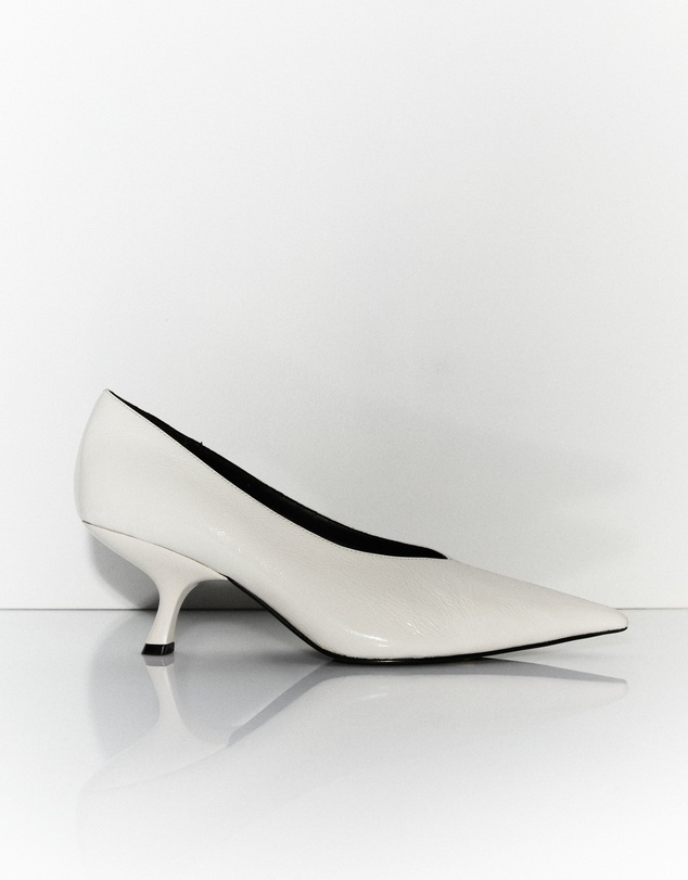 Nakedvice - The Hilton White Heel