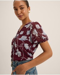 Review - Daphne Floral Blouse