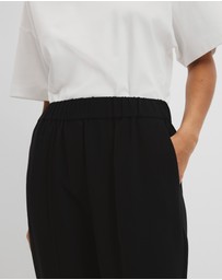 Country Road - Pleated Tapered Pant