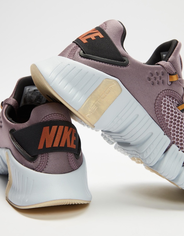 Nike - Free Metcon 4 Premium - Women's