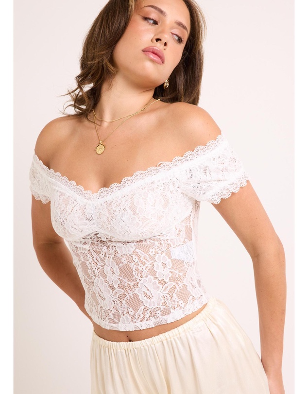 Alice In The Eve - Elsie Lace Off Shoulder Top