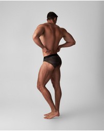 TEAMM8 - M8 Brief