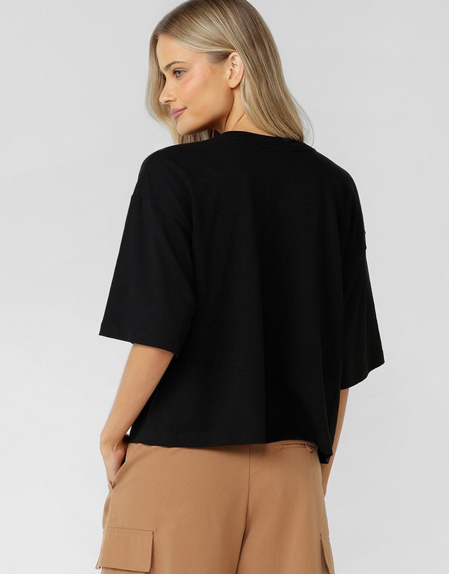 Lorna Jane - Line Up T-Shirt