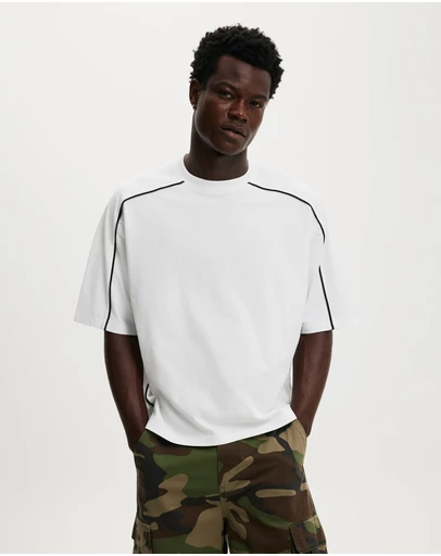 Cotton On - Cropped Fit T-Shirt