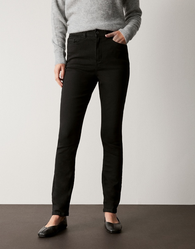 Trenery - Slim Jean in Black