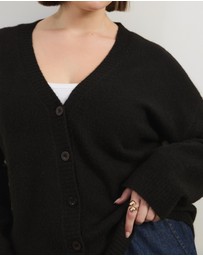 Atmos&Here Curvy - Tiana Fluffy Knit Cardigan