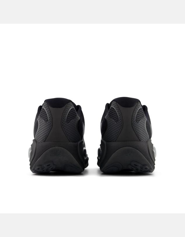 New Balance - AC Runner - Men's