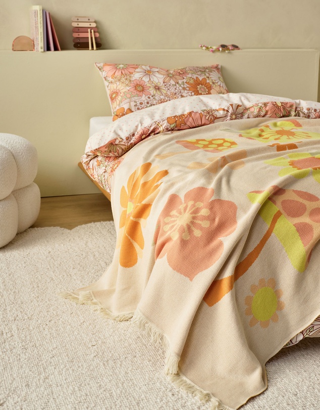 Linen House Kids - Flower Power Blanket