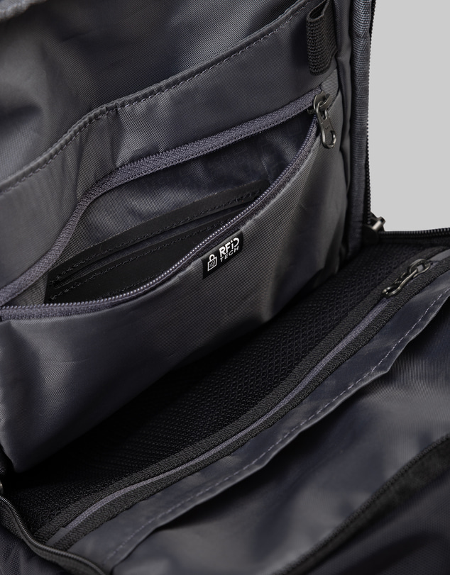 Kathmandu - Flight RFID Pouch