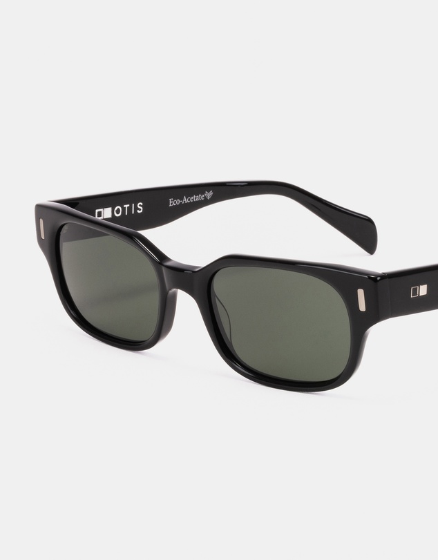 Otis - Untitled - Polarised