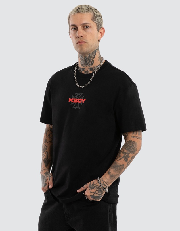 Kiss Chacey - Pendulum Relaxed Tee
