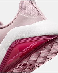 Nike - Zoom Bella 7 - Women's