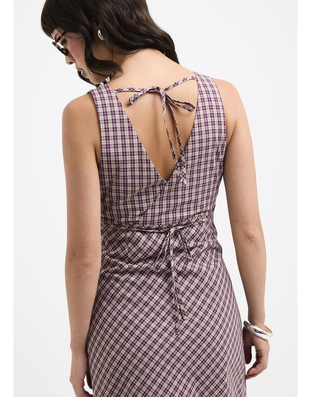 Subtitled - Kaia V Neck Midi Dress
