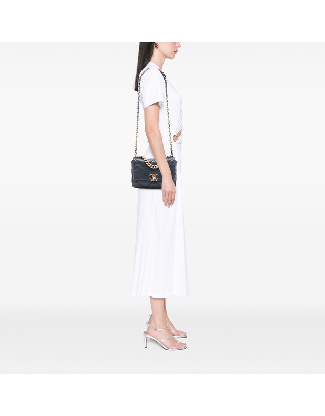 Pre-Loved by Azura Reborn - Pre-Loved Medium Lambskin 19 Flap