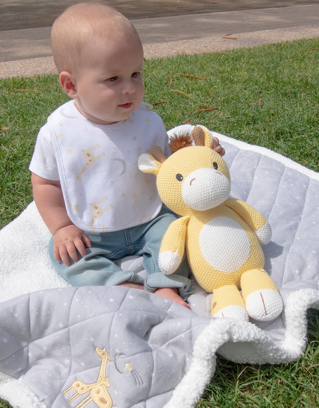 Living Textiles - Knitted Toy - Noah the Giraffe