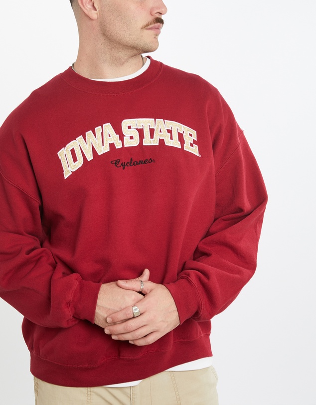 Vintage by The Real Deal - Pre Loved - Vintage NCAA Iowa State Cyclones Sweatshirt