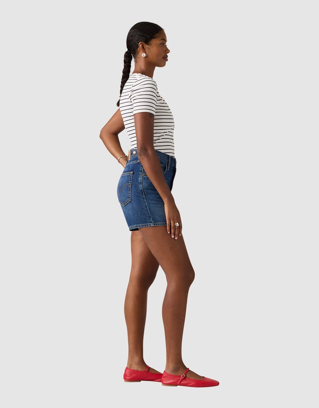 Levi's - Cinch Mid-Thigh Shorts